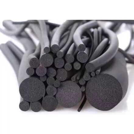 45 mm / EPDM habosított gumizsinór / Fekete / 0,55 ± 0,05 g/cm3