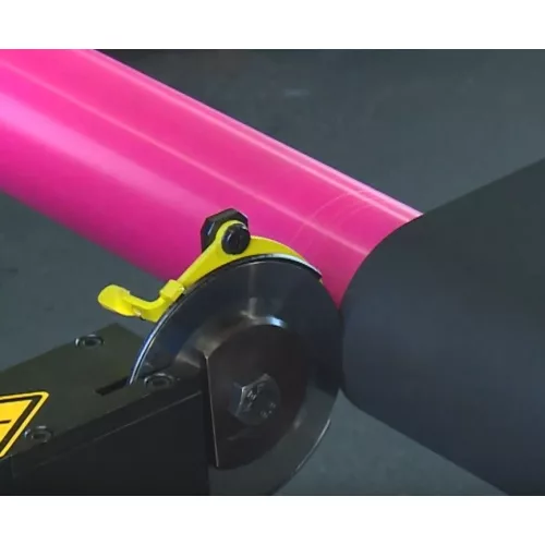 Hossz- és keresztbordás szíjak vágása hozott anyagból